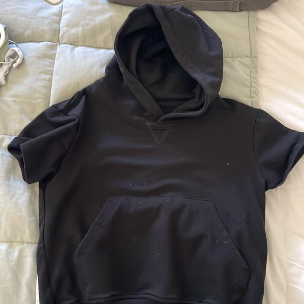 Little bipsy short sleeve hoodie